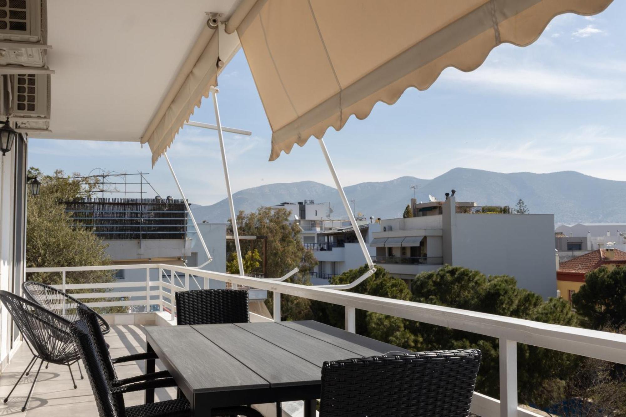 Luxurious 3-Bedroom Seaside Retreat Fully Renovated In 2025 雅典 外观 照片