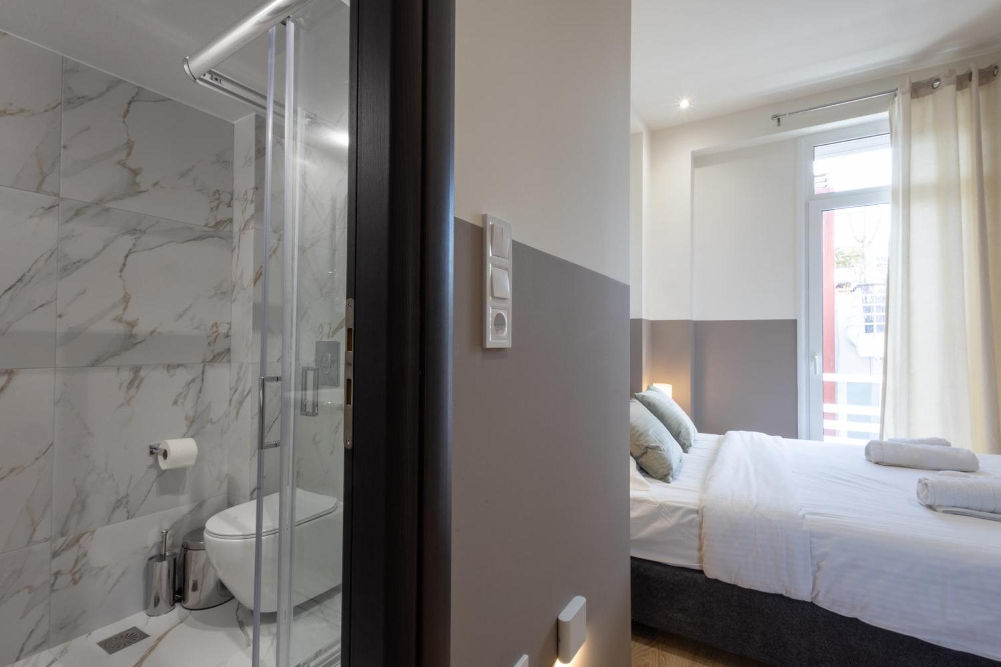 Luxurious 3-Bedroom Seaside Retreat Fully Renovated In 2025 雅典 外观 照片