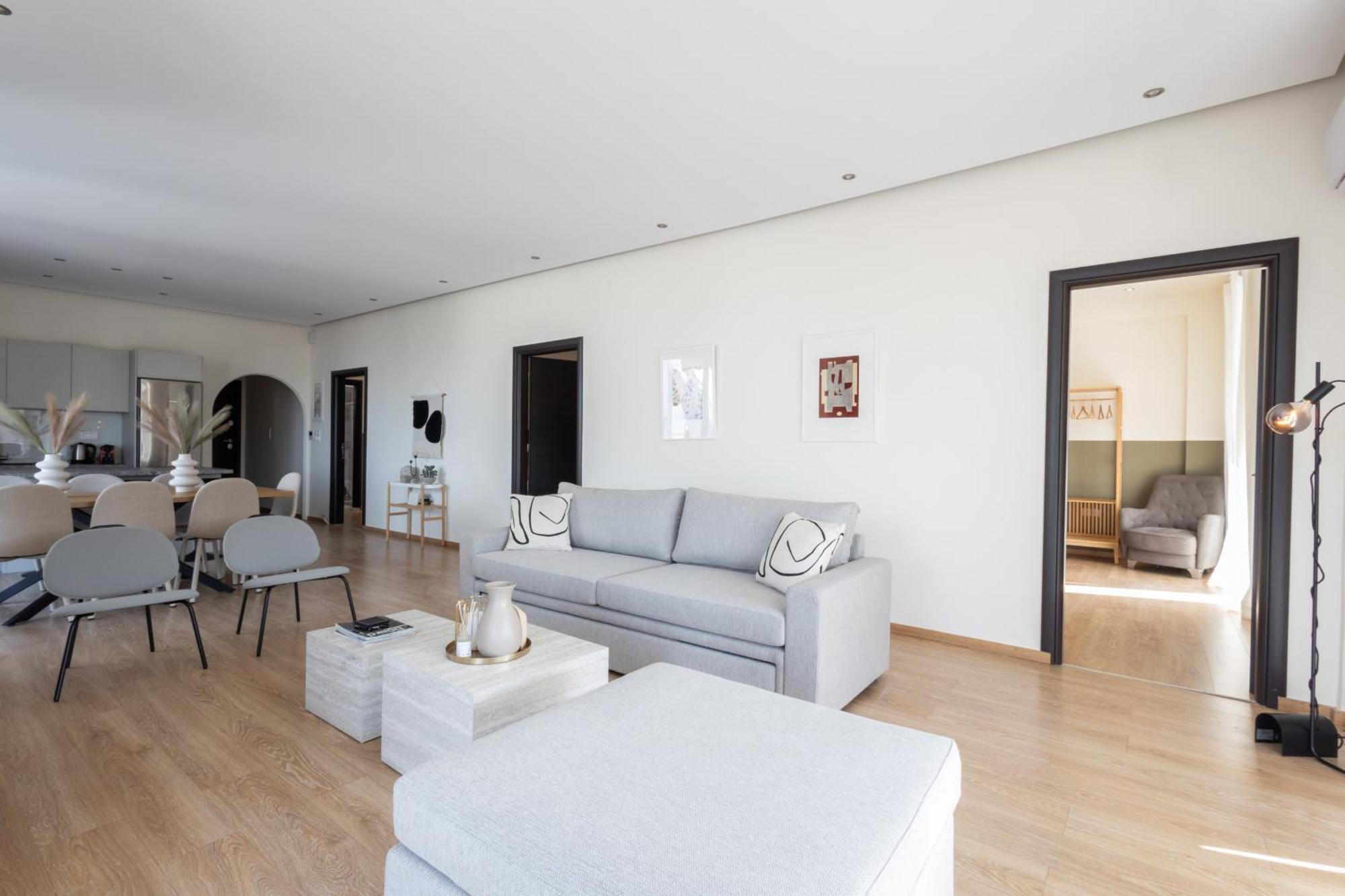 Luxurious 3-Bedroom Seaside Retreat Fully Renovated In 2025 雅典 外观 照片