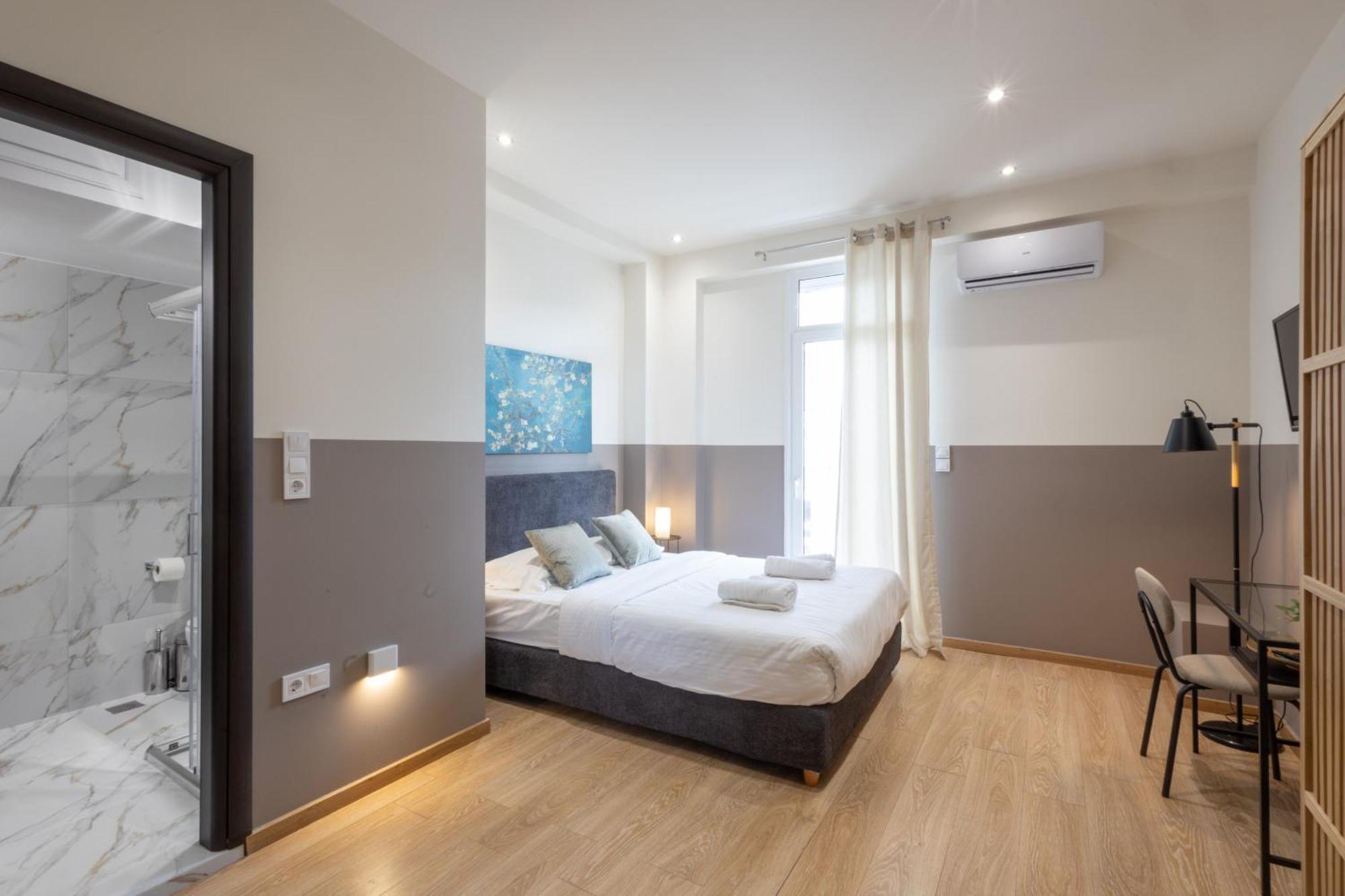 Luxurious 3-Bedroom Seaside Retreat Fully Renovated In 2025 雅典 外观 照片